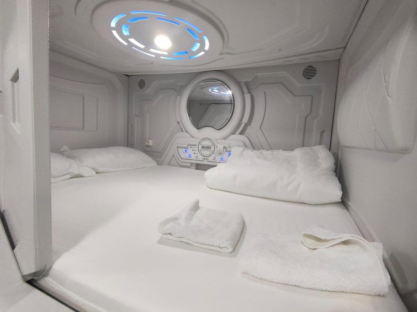 Just Hostel Capsules Alicante Exterior foto