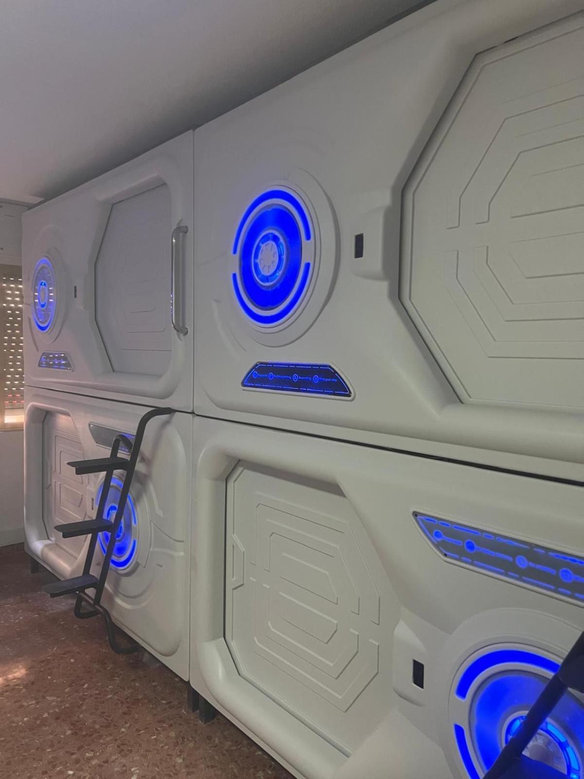 Just Hostel Capsules Alicante Exterior foto